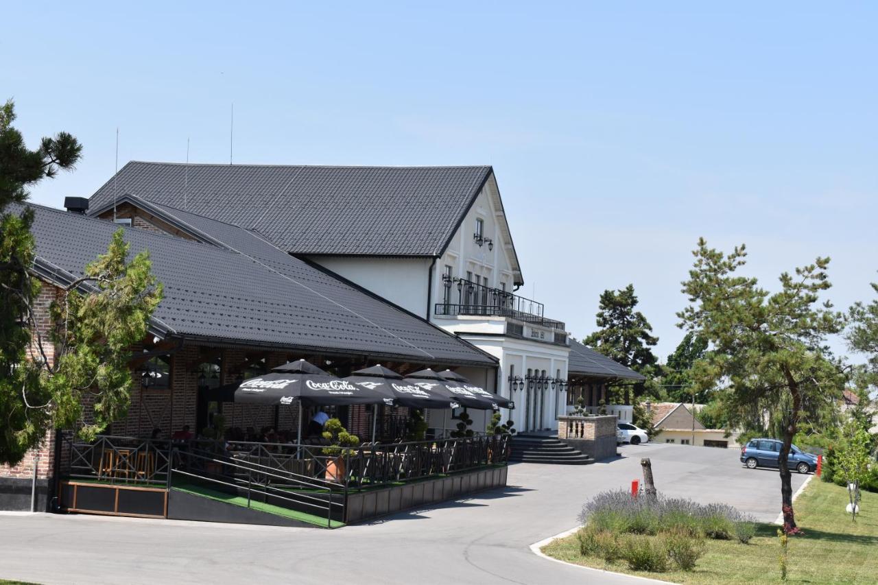Helvecija 1880 Hotell Vrsac Eksteriør bilde